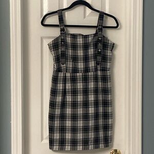 Forever 21 size medium black and white plaid dress.